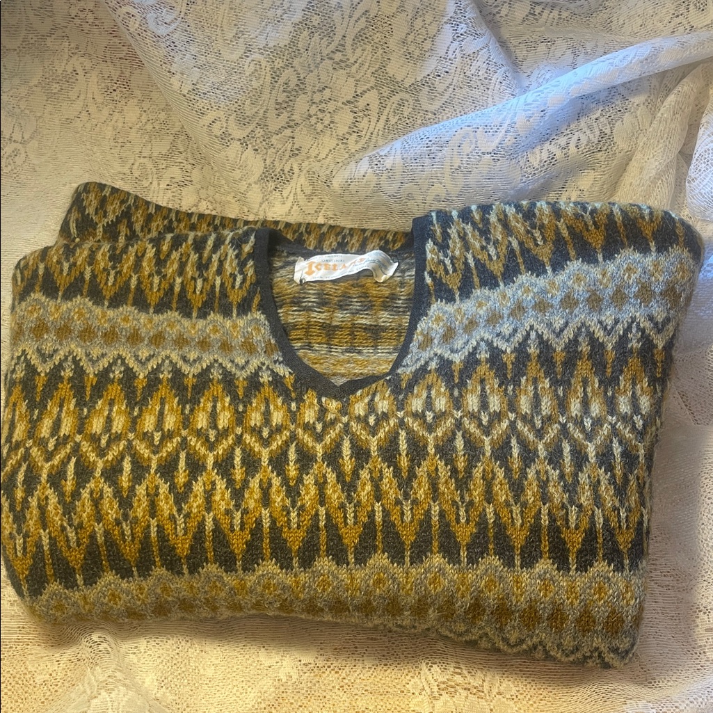 Vintage Iceland Lambswool V-Neck Sweater In Mustard, Gray & Black Fair Isle